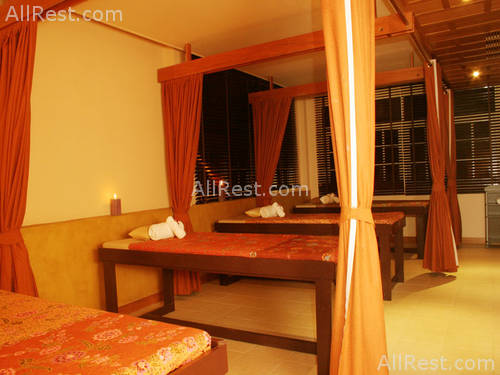 Sunbeam Hotel 25